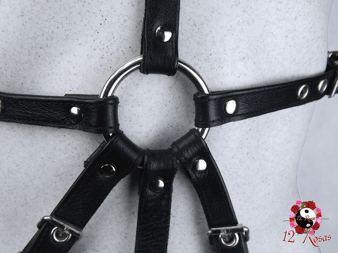 Arnés Sofia Negro Frontal Detalle